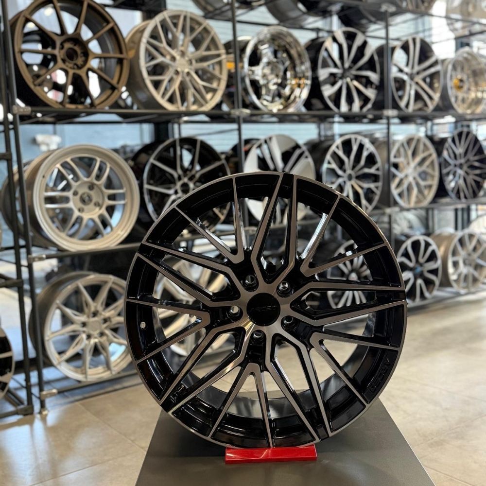 ARC-19193-15 8.5*19-5X114.3 ET35 BD SEVİLLA (Takım)
