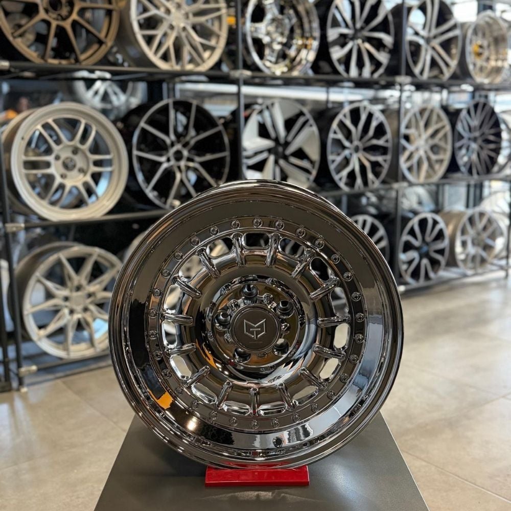 TORK 700 17 İnç 8.5J 5x112 ET15 Vacuum Chrome Jant Modeli (Ön Takım)