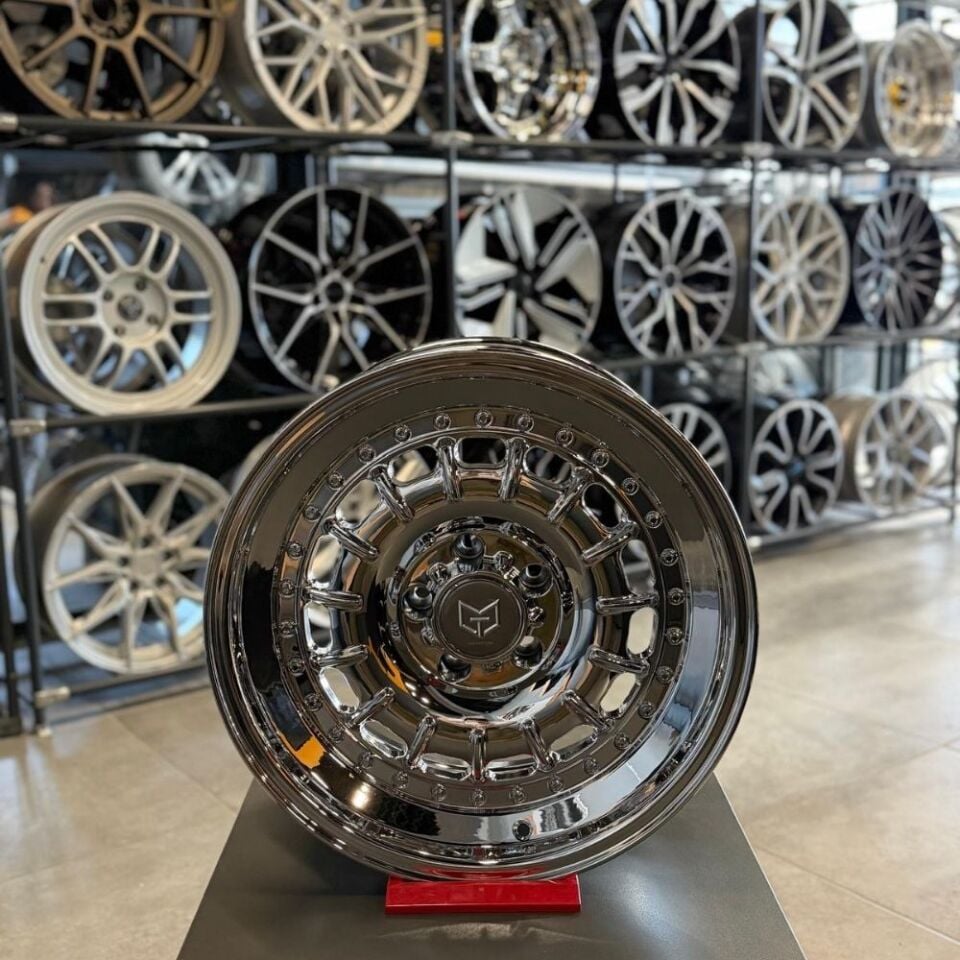 TORK 700 17 İnç 8.5J 5x112 ET15 Vacuum Chrome Jant Modeli (Ön Takım)