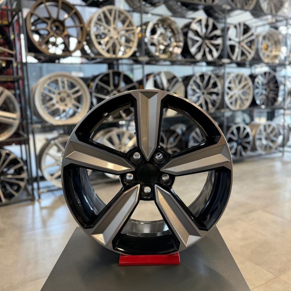 EMR-S1030-03 7.5*17-5X112 ET35 73.1 DEEP BLACK SD (Takım)